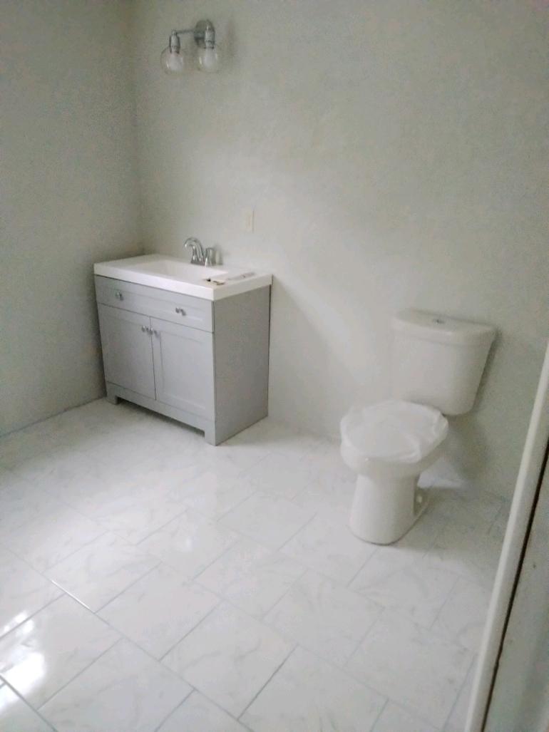 Apurva Restroom4